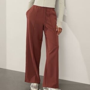Athleta Endeavor High Rise Rust Wide-Leg Women's Pants Size Medium